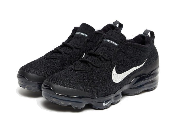 נעלי נייק Air VaporMax Flyknit שחור לבן
