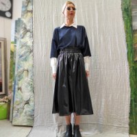 חצאית נילון יפני - BLACK