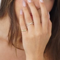 טבעת איקס יהלומים 0.60 קראט