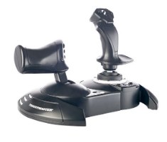 בקר Thrustmaster T.Flight Hotas One PC/Xbox – בקר טיסה שחור המורכב מג ויסטיק ומצערת על בסיס אחד על רקע לבן