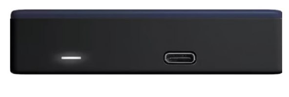 כונן קשיח חיצוני צבע כחול Western Digital My Passport Ultra 6TB USB-C – מבט מקרוב על חיבור ה-USB-C ונורית החיווי הצדדית 4K