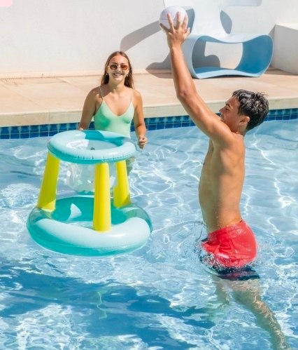 חישוק כדורסל צף גדול