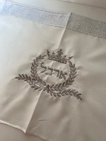 טלית קטן אקרילן 105x30 ס"מ פסים לבן וכחול