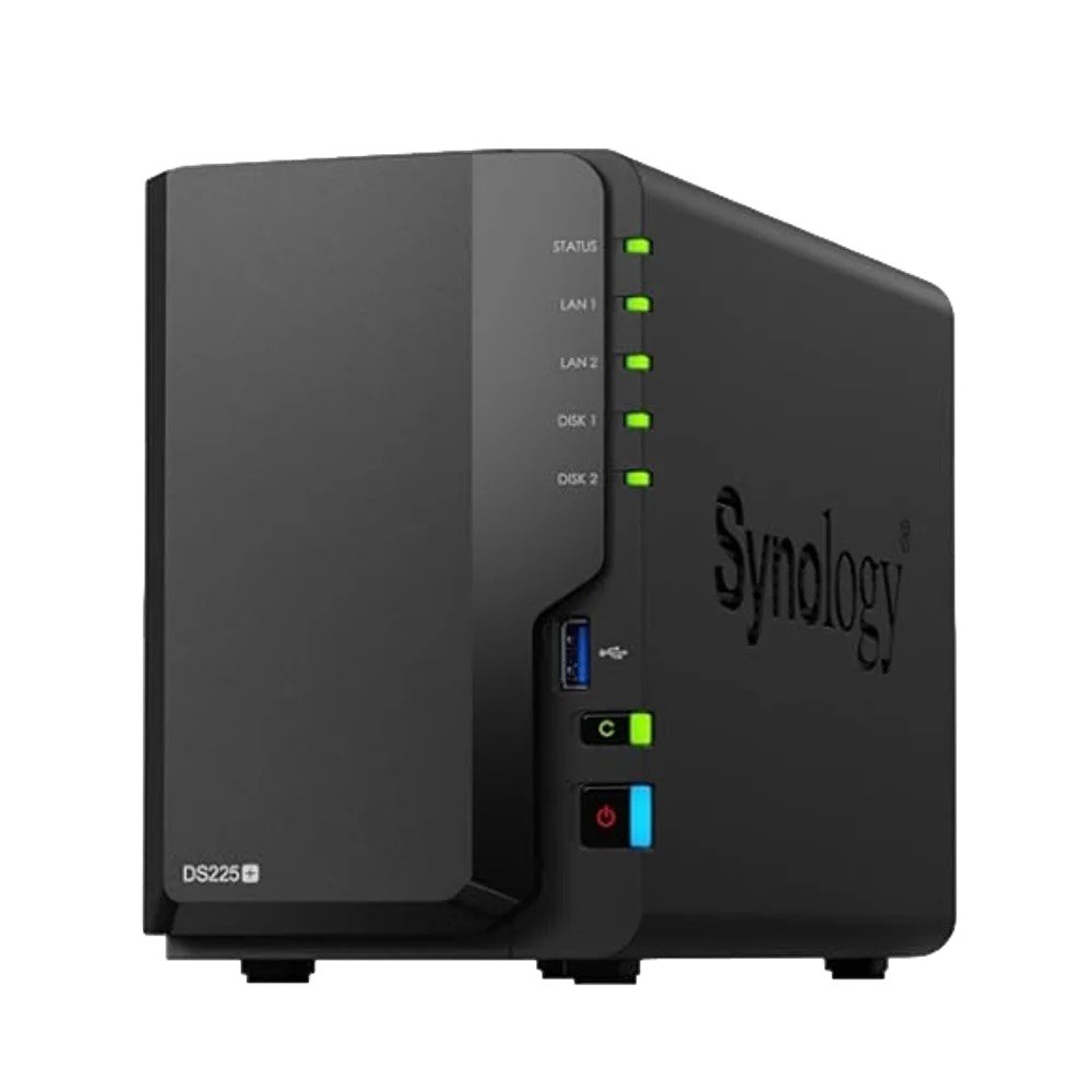 פתרון NAS קומפקטי ומתקדם Synology DS225+ – פריט בודד מכשיר שחור עם נוריות חיווי יציאת USB וכפתור הפעלה
