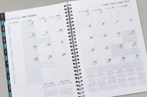 יומן שבועי 2026/2027 בעיצוב דגל ישראל