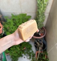 סבון טבעי בעבודת יד - סבון דבש עם ניחוח פרחוני