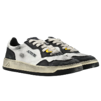 Autry Medalist Low Super Vintage Lace-Up Sneakers