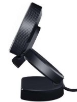 מצלמת רשת עם טבעת תאורה מתכווננת Razer Kiyo – מבט צד על המצלמה השחורה מוטה על המעמד
