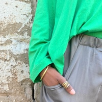 חולצה מדגם איה (שרוול ארוך) בצבע ירוק מרענן