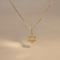 "תליון מגן דוד זהב 14 קראט בעיצוב מינימליסטי - Cami Jewelry   www.cami.co.il