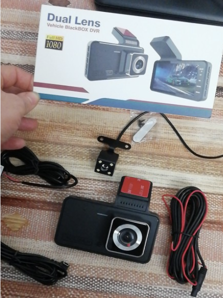 חוות דעת - מצלמת רכב מקליטה DVR דו כיוונית 24 שעות כולל צילום לילה