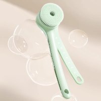 מברשת חשמלית עם ידית נפתחת לקרצוף כל חלקי הגוף בצורה קלה ונוחה – SWIMTO