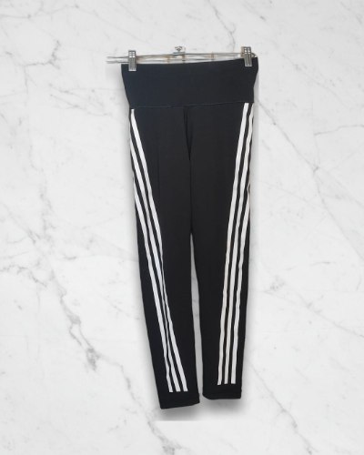טייץ ספורט מחטב של Adidas עם פסים – שחור/לבן | מידה S