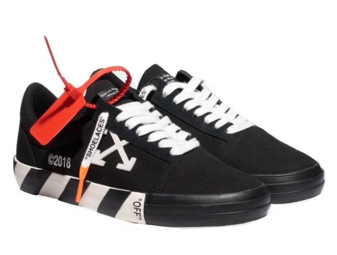 סניקרס אוף ווייט Off-White Vulcanized Low לבן שחור