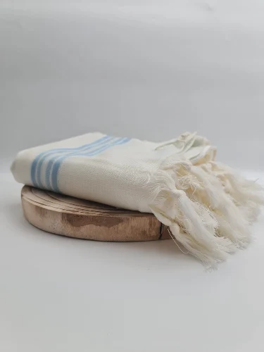 טלית מלווה בפסי תכלת 100% צמר - מידה 70