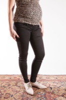 ג׳ינס הריון שלומית - ג׳ינס ארוך שחור