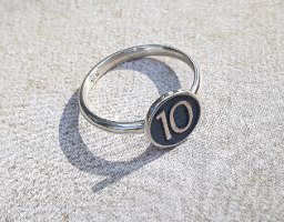 טבעת חותם קטנה בהתאמה אישית 10 S