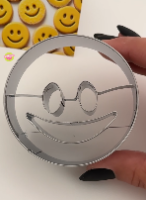 חותכן עוגיות סמיילי קוטר 7 ס''מ