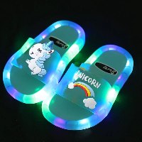 כפכפי LED לילדים במגוון צבעים