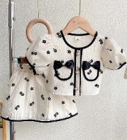 Minnie Mouse Wants Her Outfit Back