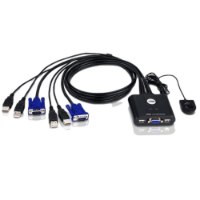 קופסת מיתוג 2 ערוצים Aten CS22U 2-Port USB VGA Cable KVM – התקן שחור עם כבלים מחברי USB ו-VGA וכפתור שליטה חיצוני