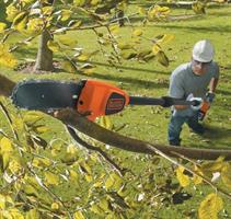מסור גיזום טלסקופי מבית בלאק אנד דקר Black+Decker GPC1820L20-QW – חיתוך ענפים בקלות