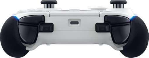 בקר משחק אלחוטי Razer Wolverine V2 Pro PlayStation 5/PC – מבט מאחור על כפתורי משוטים וחיבור USB-C