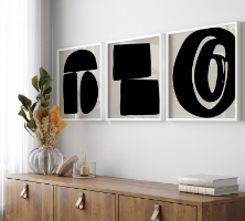 "SHAPE" סט שלוש תמונות קנבס מרובע עם צורות אבסטרקטיות בצבע שחור ורקע בז'