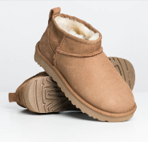 מגפי נשים אולטרה מיני UGG Classic Mini II - קאמל