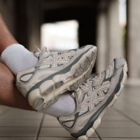 נעלי אסיקס, asics, סניקס אסיקס, אסיקס 