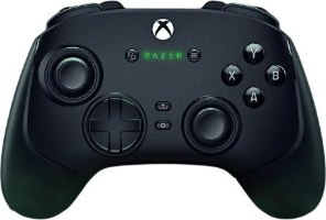 בקר משחק אלחוטי Razer Wolverine V3 Pro Xbox X|S – מבט חזיתי על בקר שחור עם ג'ויסטיקים וכפתורים