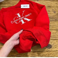 סווצר אדום לוגו גדול קלווין קליין   Big logo Calvin Klein