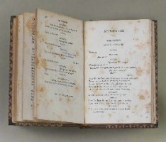 ספר עתיק הכולל שני מחזות של מולייר- טרטיף ואכזבת האהבה, פריז, 1881