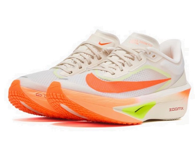 נעלי נייק Nike ZoomX Invincible Run כתום לבן