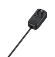מטען קיר עוצמתי עם 6 יציאות Miracase MWC140W GaN 140W – תקע חשמל שחור מתקפל עם כבל מחובר מוצג על רקע לבן