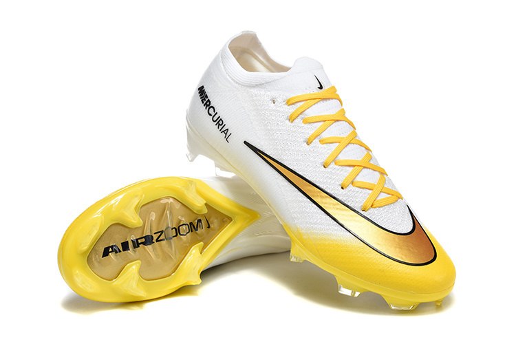 נעלי כדורגל Air Zoom Mercurial Vapor X לבן זהב