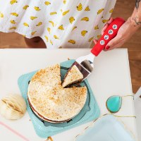 סכין הגשה מנגנת לעוגה Musical Cake Knife - מארז לא מושלם