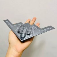 דגם-מטוס-B-2-אמריקאי-בקנה-מידה-1:200-מתכת-1