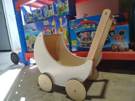 טיולון עץ מהודר W16E112b מבית קפיץ קפוץ
