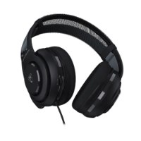 אוזניות גיימינג חוטיות צבע שחור Turtle Beach Atlas 200 PC – שחורות מונחות באלכסון על רקע לבן עם בקר