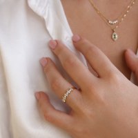 טבעת מרקיזות לאישה עם יהלומים טבעיים