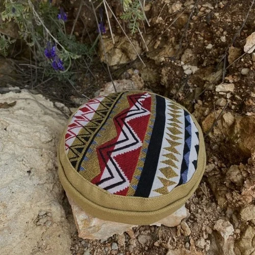 כיפה כפרית קאמל אתני