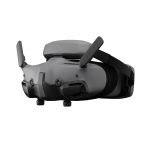 רחפן DJI Avata 2 Fly More Combo (Single Battery) – משקפי FPV אפורים עם אנטנות נראים מהצד על רקע לבן