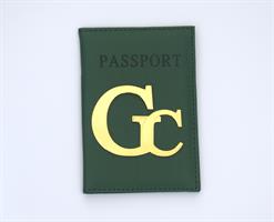 כיסוי לדרכון דמוי עור ירוק עם אותיות גדולות