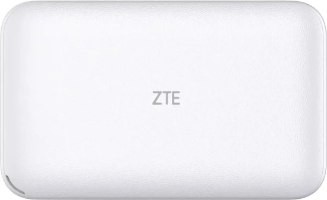 נתב נייד ZTE 5G U50 – מבט עליון על הנתב הלבן עם לוגו ZTE אפור במרכז.