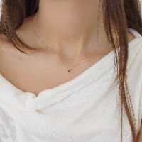 שרשרת זהב אבן שחורה