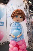 “אמא בדרך – דמות הריונית מבלונים