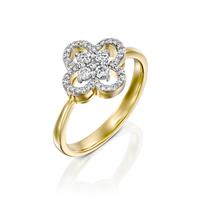 טבעת מפתח הלבבות משובצת יהלומים בזהב לבן או צהוב 14 קראט