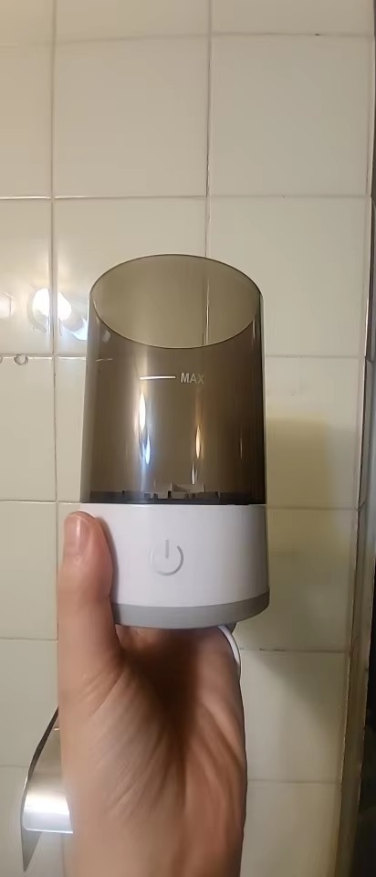 חוות דעת - מכשיר אוטומטי לניקוי וייבוש מברשות איפור GlamSpin