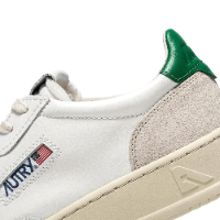 Autry Medalist Low Sneakers bright Suede Green